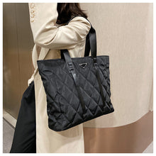 Cargar imagen en el visor de la galería, Tote Praga