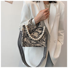 Cargar imagen en el visor de la galería, Tote Lady Mini