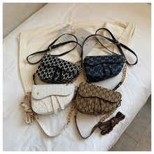 Cargar imagen en el visor de la galería, Saddle M