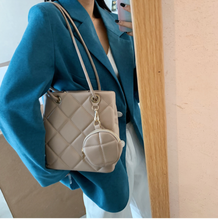 Cargar imagen en el visor de la galería, Tote Acolchado