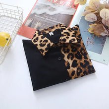 Cargar imagen en el visor de la galería, Cheetah Blouse
