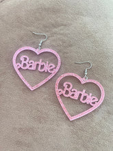 Cargar imagen en el visor de la galería, Barbie Hearts
