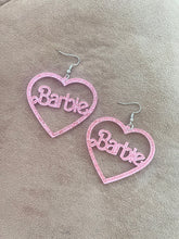 Cargar imagen en el visor de la galería, Barbie Hearts
