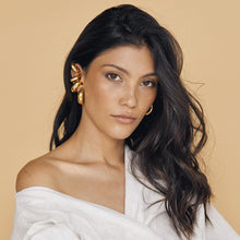 Cargar imagen en el visor de la galería, Chunky Earcuff
