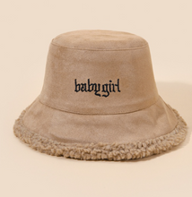 Cargar imagen en el visor de la galería, Baby Girl Bucket
