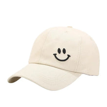 Cargar imagen en el visor de la galería, Gorra Smile
