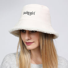 Cargar imagen en el visor de la galería, Baby Girl Bucket
