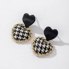 Cargar imagen en el visor de la galería, Queen hearts
